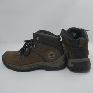 Timberland FLUME Size 7.5 Waterproof Hiking Boots Brown Leather Lace Up
